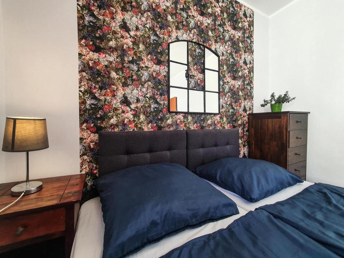 Hostel Mazurska 8A Ольштин Екстер'єр фото